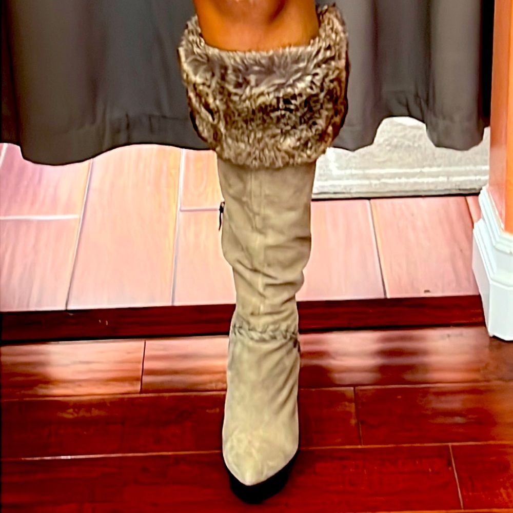 Marciano tan colored boots extremely sexy